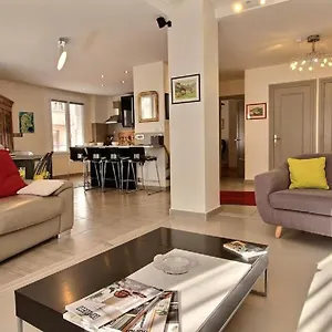  Apartment Superbe Parc Tete D'or 95 M2 Clim Parking France