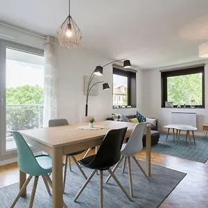  Apartment Centre Confluence 100 M2 Parking Terrasses France