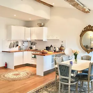  Apartment Barri France