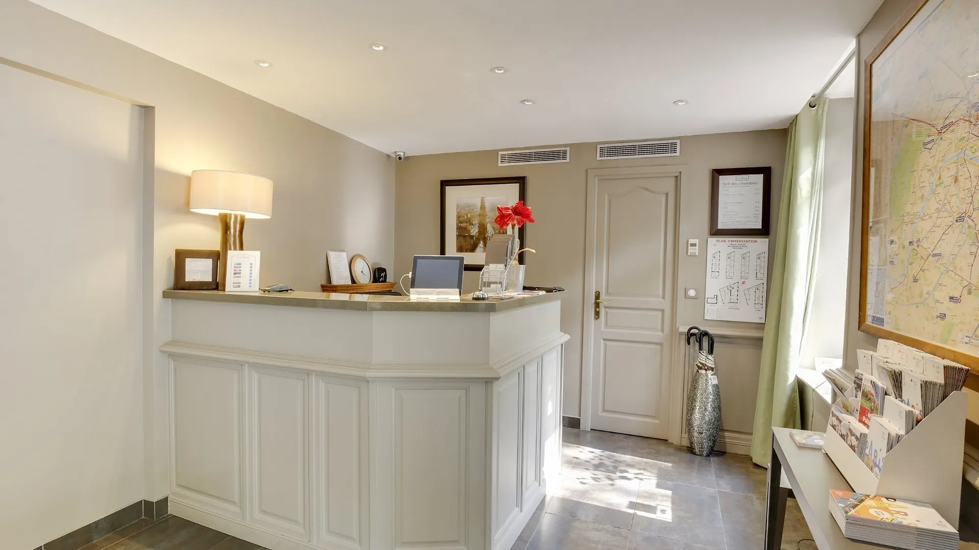 **  Hotel Du Printemps Paris France