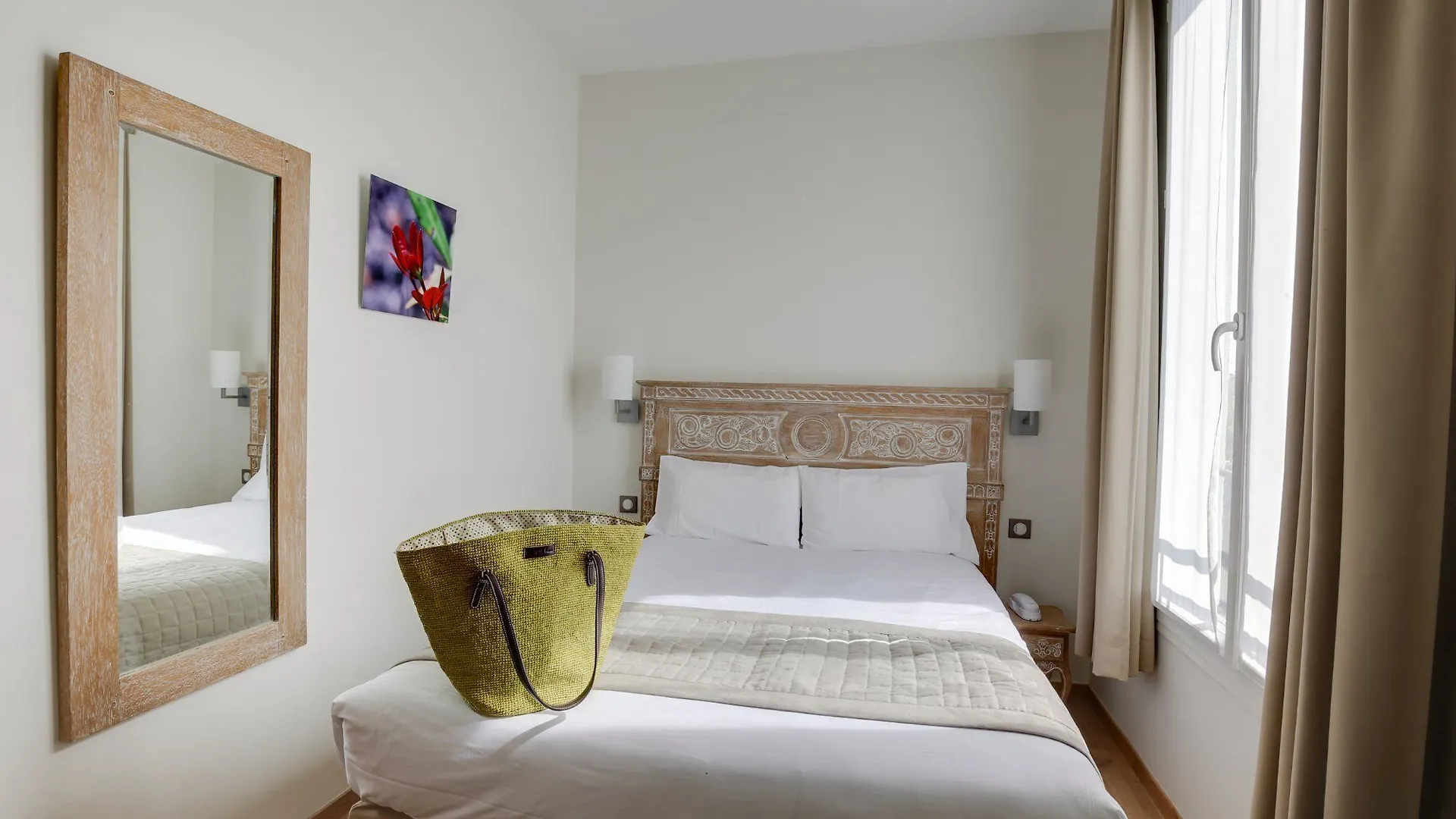 Hotel Du Printemps Paris